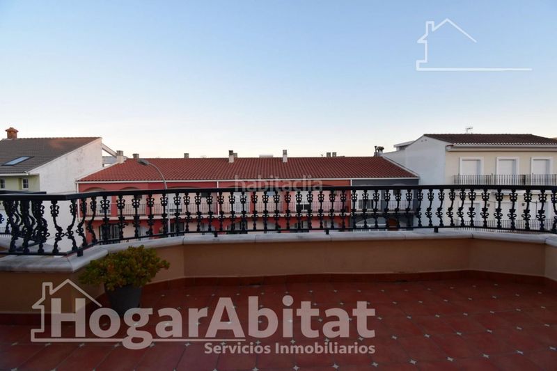 Foto 7a7c9d87-58d7-4f52-8456-c737268c7b8b. Casa amb aparcament a Almoines