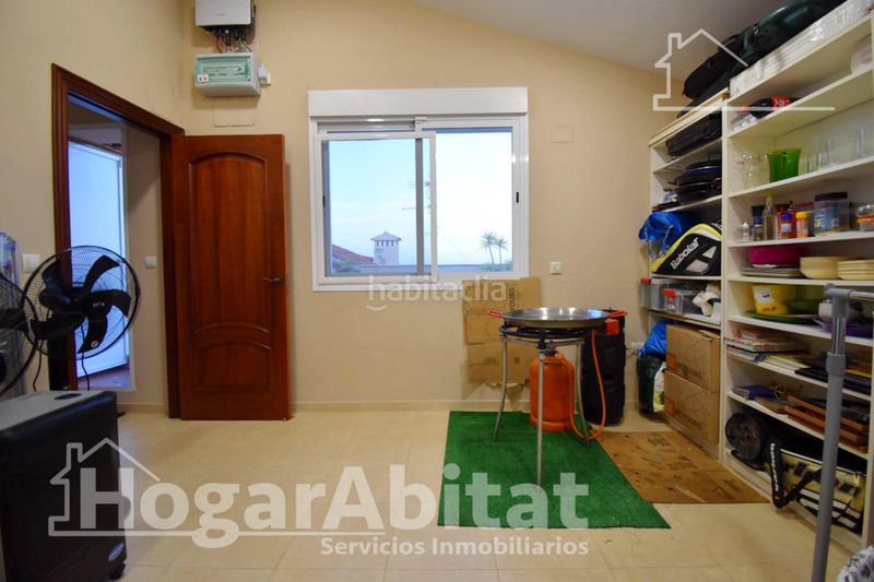 Foto aa376510-177e-4a8f-8d78-35603e8718de. Casa amb aparcament a Almoines
