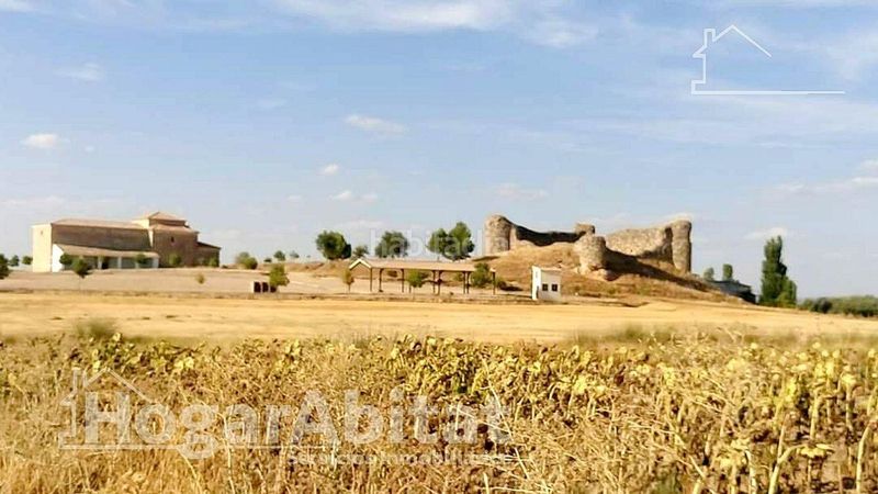 Foto a571490d-cfd3-4adb-858a-8d2e0513952b. Edifici a Villarejo de Fuentes