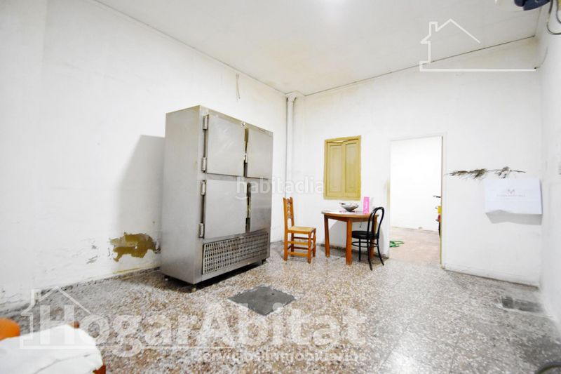 Foto bd6d0215-4844-46a2-9feb-6f1cb147401a. Edifici a Favara