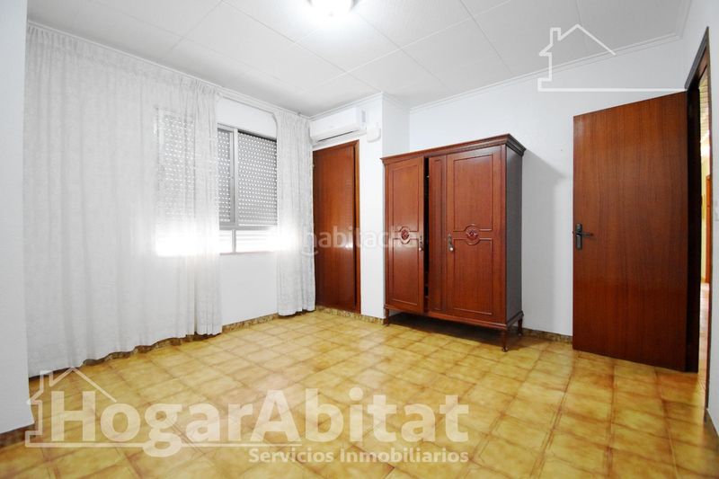 Foto fba58165-249a-4b40-be70-0ac35bcdab11. Edifici a Favara