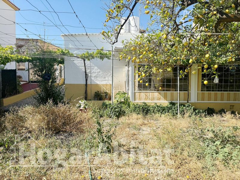 Foto b3724e79-09e3-4266-8404-17b53476fbe1. Masia a Berja