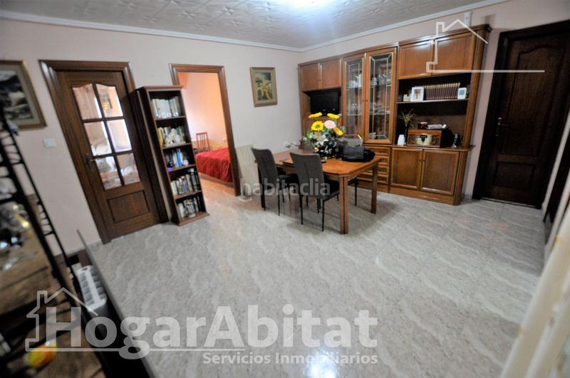 Foto 125f62e4-f411-419b-86f3-e4d7ed66c18f. Pis a El Mercado Manises