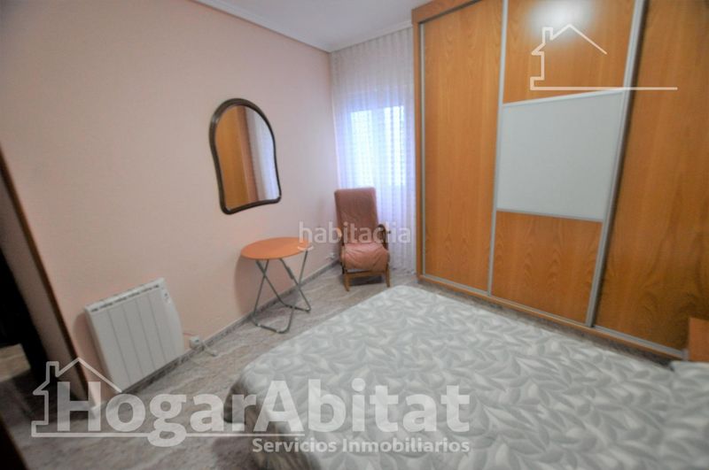 Foto 57280929-d45e-470d-8646-c8fb9af95f2e. Pis a El Mercado Manises