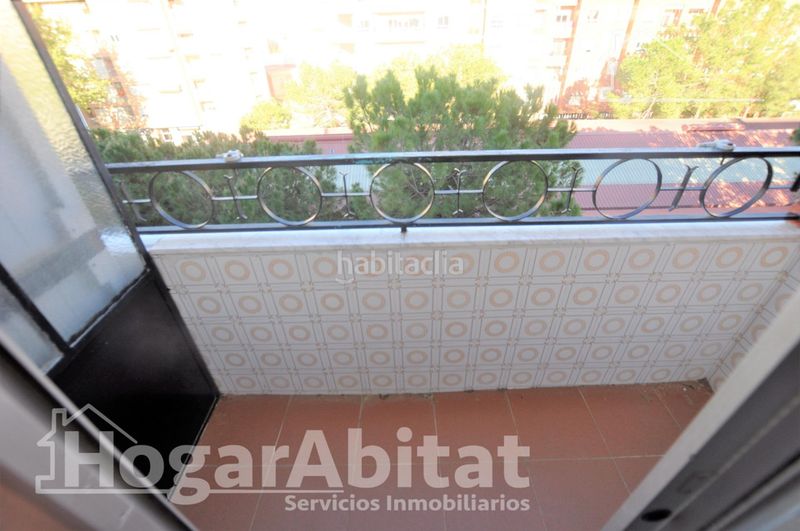 Foto cdf7ef42-d05c-4799-9916-843aacc7b3a0. Pis a El Mercado Manises