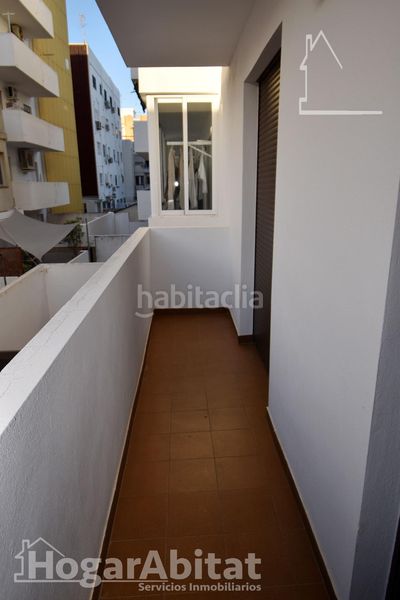 Foto e84c6d4c-df81-457b-b925-88998ad7a5f1. Pis amb calefacció aparcament a Almussafes