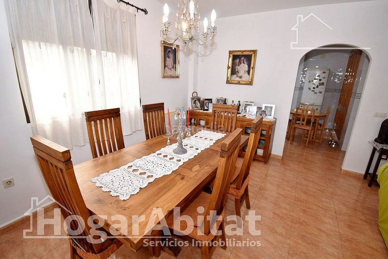 Foto c543656b-1a73-452e-ba08-cbe4159f6f7c. Xalet amb piscina a Borriol