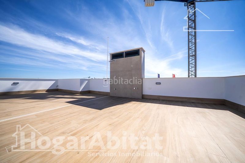 Foto 5a9b52d6-eb13-4fe3-a2fe-125f52a59a29. Casa adossada amb aparcament piscina a Algorfa