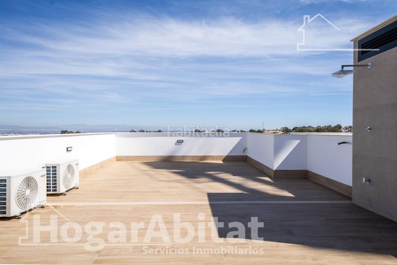 Foto 70b9fb51-d726-48fe-a10c-d51ba669905e. Casa adossada amb aparcament piscina a Algorfa