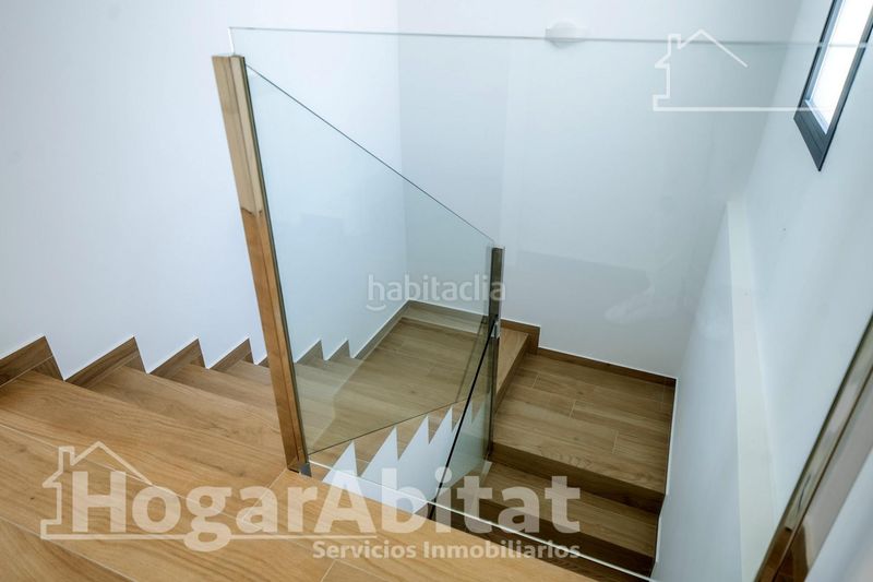Foto b5861996-44c4-461a-b81d-958652216897. Casa adossada amb aparcament piscina a Algorfa