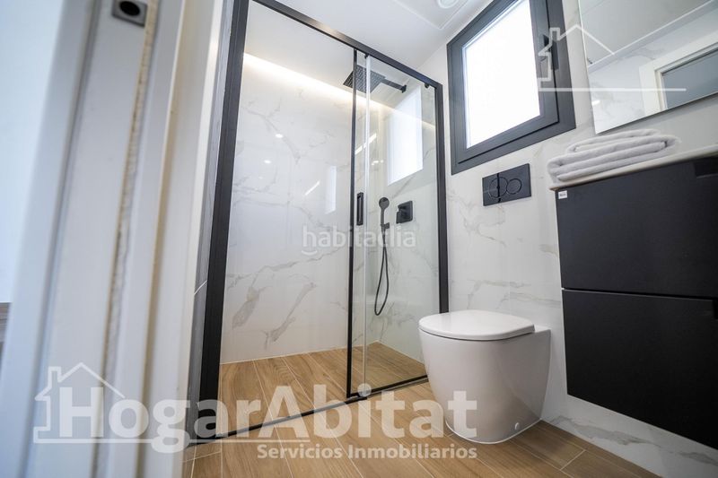 Foto bedc3978-3011-4fcc-9870-6491e838a952. Casa adossada amb aparcament piscina a Algorfa