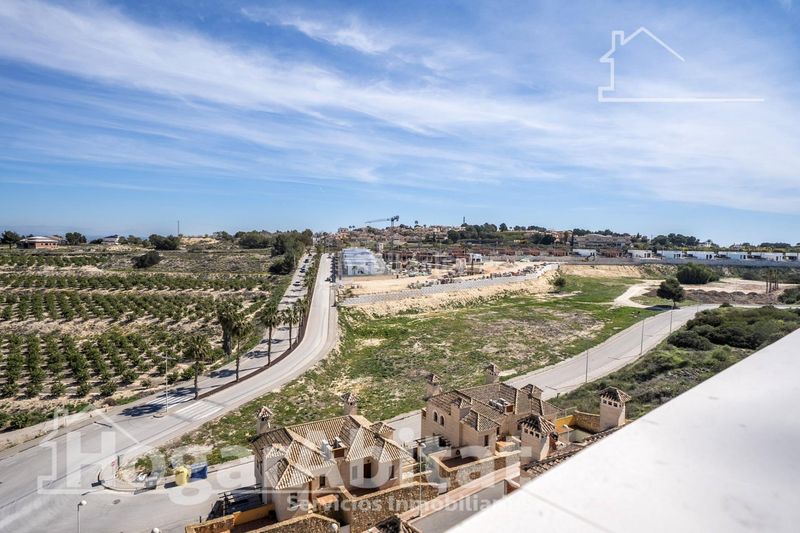 Foto 97b1684b-9210-47e3-babf-b64d667c3297. Chalet maravillosa villa de lujo a estrenar con piscina, garaje y terraza en Algorfa