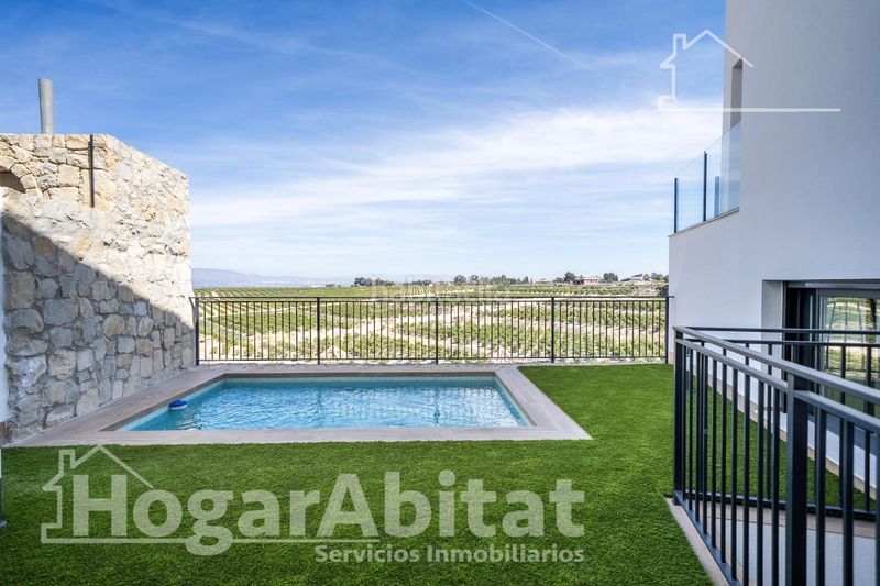 Foto d129a37d-33e2-4331-8127-74b7c95d1a3a. Chalet maravillosa villa de lujo a estrenar con piscina, garaje y terraza en Algorfa