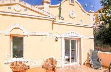 Foto ec1645cc-1269-4237-98a6-3e40b68c97d3. Casa adossada amb aparcament piscina a Cometa Calp