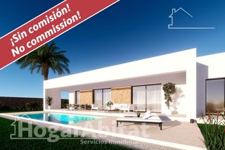 Chalet  Avenida granada. Vistas al mar! maravillosa villa de lujo nuevo con piscina, gara