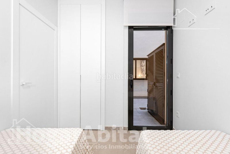 Foto 2e5d6c21-b558-481a-911d-91fcf0ac3a31. Pis amb piscina a Las Piscinas Naturales Torrevieja