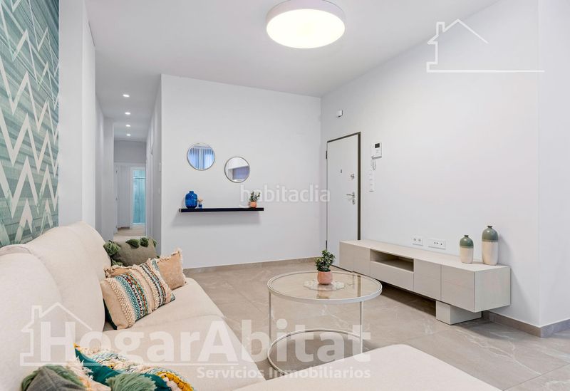 Foto c5e52ffc-303f-4f2e-97b8-91f203d08e99. Pis amb piscina a Las Piscinas Naturales Torrevieja