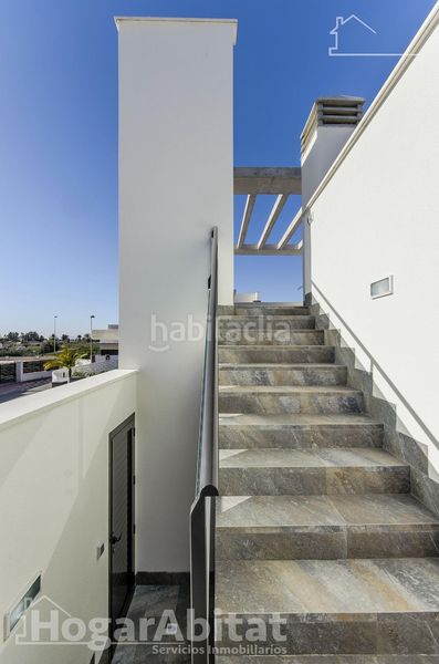 Foto bd884559-f6b6-4625-84ce-d24bc680e3f9. Xalet amb aparcament piscina a La Hoya Lorca