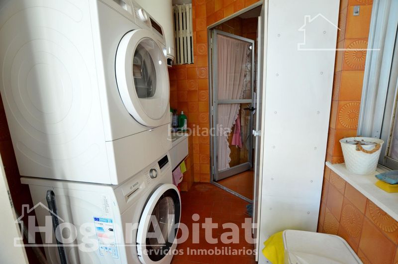 Foto 6a47af3e-6dee-495d-bb17-97467f1ce3cd. Pis amb aparcament a Mercado Alicante