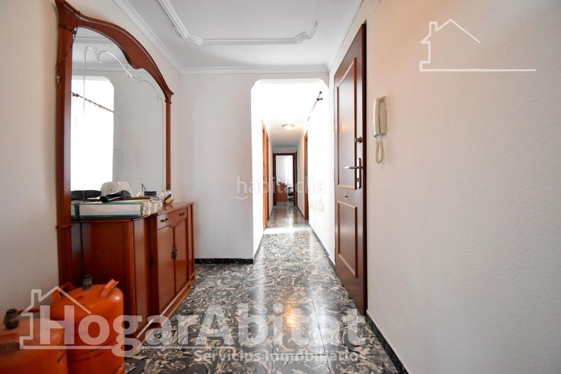Foto b744989a-0a0f-4a06-a0da-02a8af71b028. Àtic a Oliva pueblo Oliva