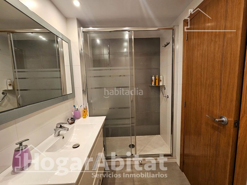 Foto 8c45dfd9-2fac-4b7a-8d7e-c75a79bd8ef7. Pis amb aparcament a Barrio de Campanar Valencia