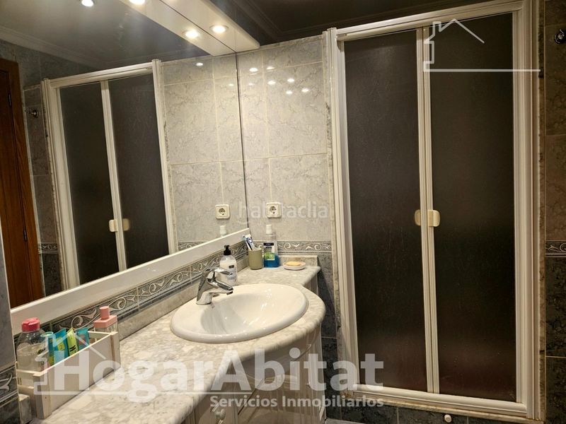 Foto 8f0bafa1-dcac-4d29-90b2-8a952c0827b8. Pis amb aparcament a Barrio de Campanar Valencia