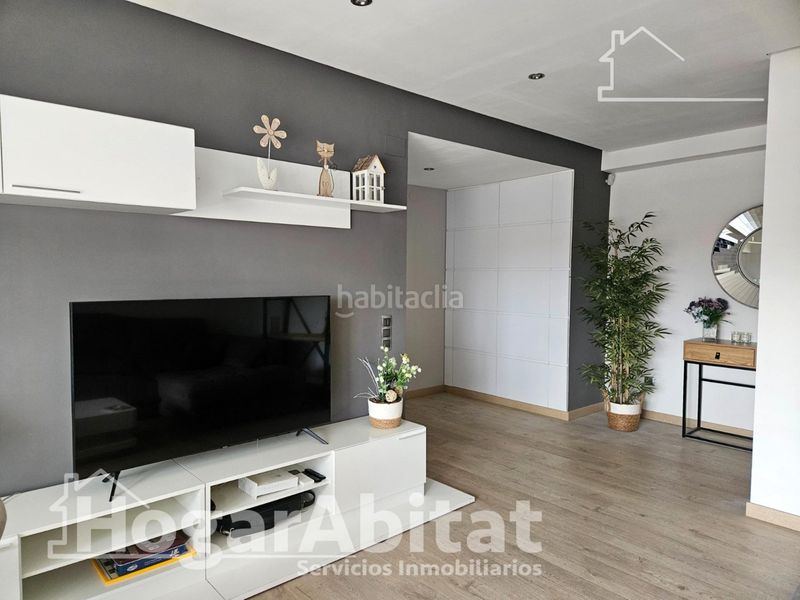 Foto c8e2f76a-c7cc-4360-8920-aabc47f3a019. Pis amb aparcament a Barrio de Campanar Valencia