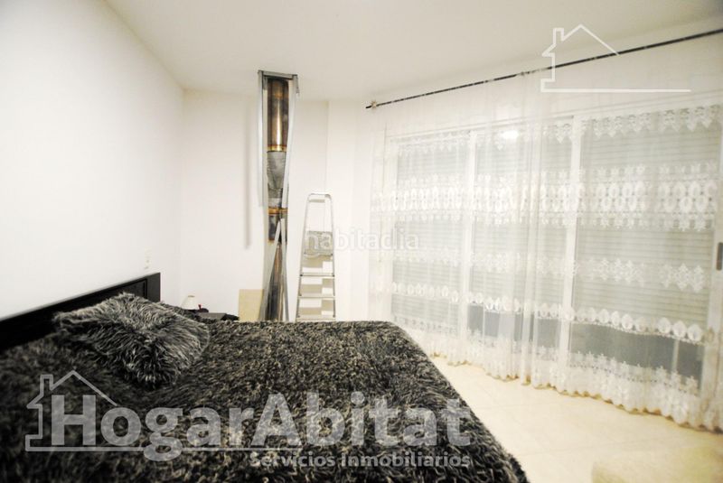 Foto ad8ea8f7-54a7-457d-9aa7-18707338b4bf. Casa adossada amb aparcament a Beniflá