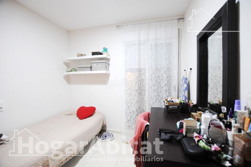 Foto c7742b5d-1a36-4295-a1f9-beca6bb47731. Casa adossada amb aparcament a Beniflá