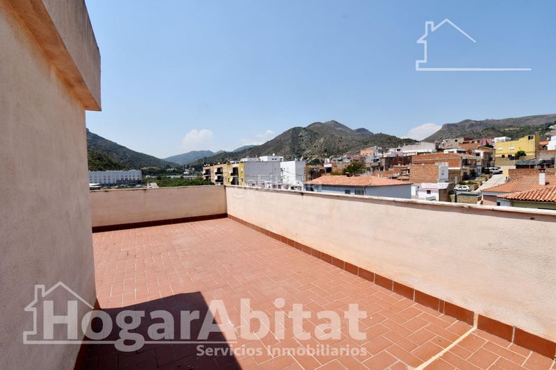 Foto 2c6d0fa5-76f3-4b5f-aaad-f3cf7be6607a. Pis a Vall d´Uixó (la)