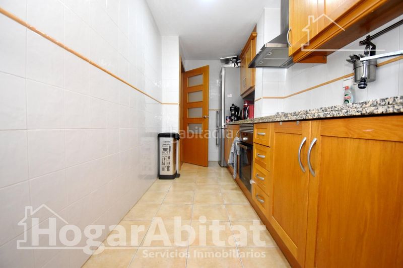 Foto 9bf4a0cf-0f96-4cda-96c2-d0f139d6a723. Pis a Vall d´Uixó (la)