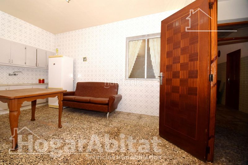 Foto b0cbce29-105c-4320-ab78-57967e11db4b. Casa a Vall d´Uixó (la)