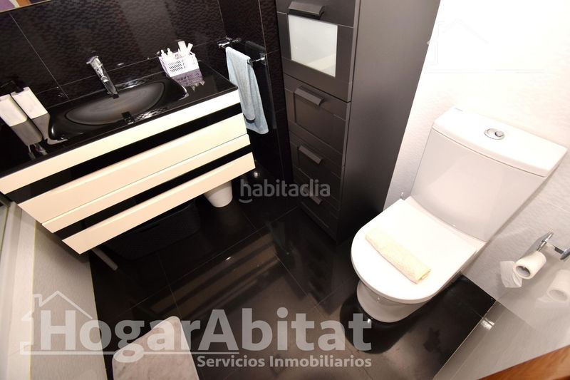 Foto ab009272-1c9c-48ed-8064-eb02acdc5f58. Pis a Almenara