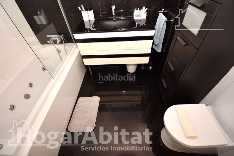 Foto cfc6261c-72a6-4e1d-997f-f8a31e40c443. Pis a Almenara