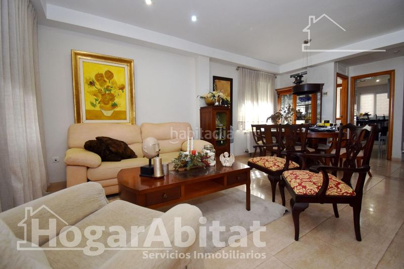 Foto 158063b5-c419-4cda-bf67-4ff382f9fb8a. Casa adossada amb calefacció aparcament piscina a Chilches