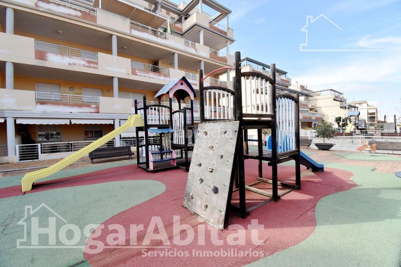 Foto 16f8bdce-4080-493c-b124-564c190f80b7. Casa adossada amb calefacció aparcament piscina a Chilches