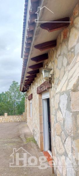 Foto 1d1c05ab-11f7-4ca3-a218-425bbbdbe483. Casa amb aparcament a Casinos