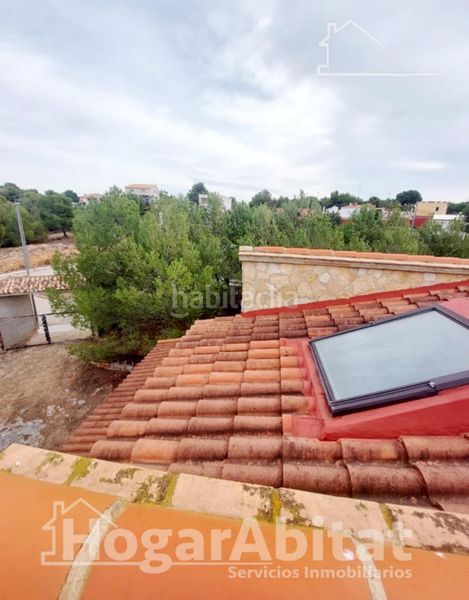 Foto 733f4621-c0dd-41ce-a7e0-364461ad915e. Casa amb aparcament a Casinos
