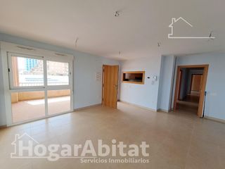 Etagenwohnung  Paseo maritimo delmediterraneo. Nueva a estrenar! junto a la playa con piscina, 2 terrazas y par