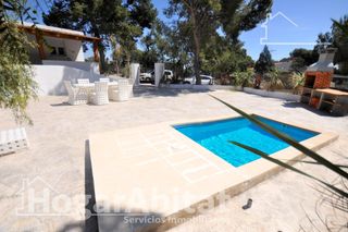 Chalet  Partida de basa blanca 1. Precioso chalet reformado con amplio terreno, piscina y barbacoa