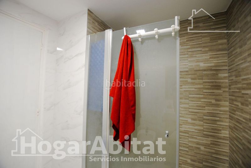 Foto a6a0c0ff-166c-4810-b2a0-3cafe76f9dcd. Pis a Benipeixcar - El Raval Gandia