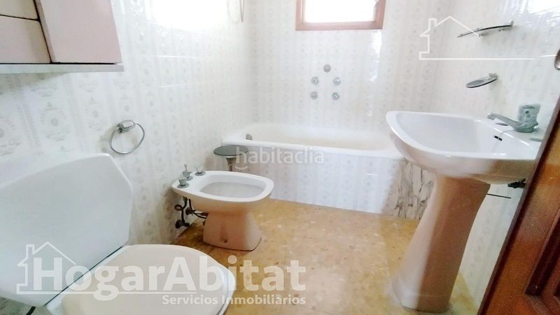 Foto 039e7df6-9807-41d3-884a-f94db1169d6a. Pis a Olleria (l´)