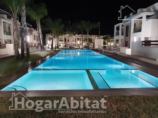 Pis  Calle pego. Maginfica residencial con 2 terrazas, garaje y piscina