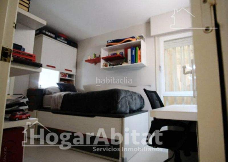 Foto dd21663d-f3b1-4259-88bc-331a7bb7d068. Pis amb calefacció aparcament piscina a El Perellonet Valencia