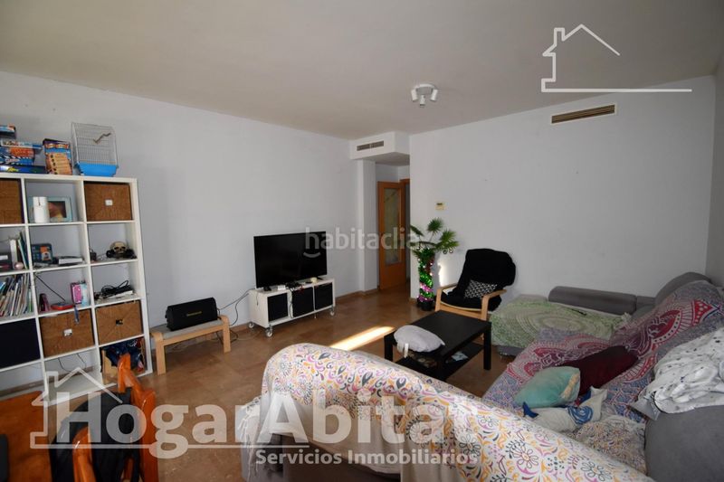 Foto 3057c20b-46f0-4c9e-b514-119e3dfa4387. Pis a Algemesí