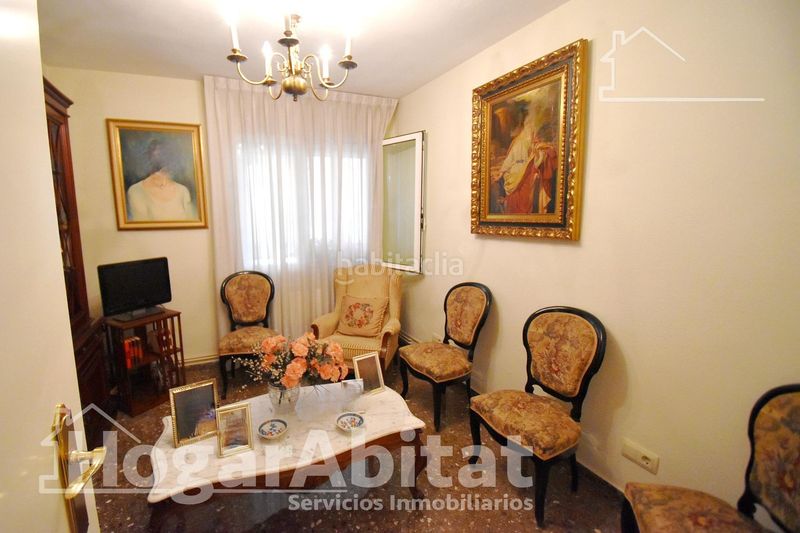 Foto f6437975-ff94-493b-856f-c84c9b8d8045. Pis a Mont Olivet Valencia
