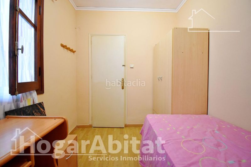 Foto 921595f6-11cf-4c83-8391-b1b53d635642. Pis a Corea Gandia