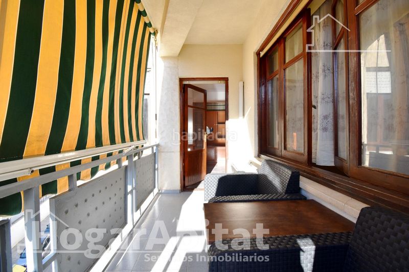 Foto b6b36929-7b85-4f86-a808-d364e253f55b. Pis a Corea Gandia