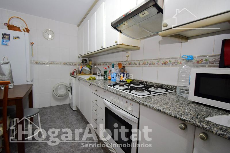 Foto febd074b-fc8d-470c-a1a9-01f275fab37b. Pis amb aparcament a Picanya