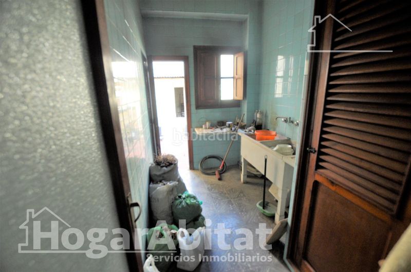 Foto 7c067b91-3906-49fa-9bfa-4ec2f9bc153d. Casa amb aparcament a Centro Xirivella